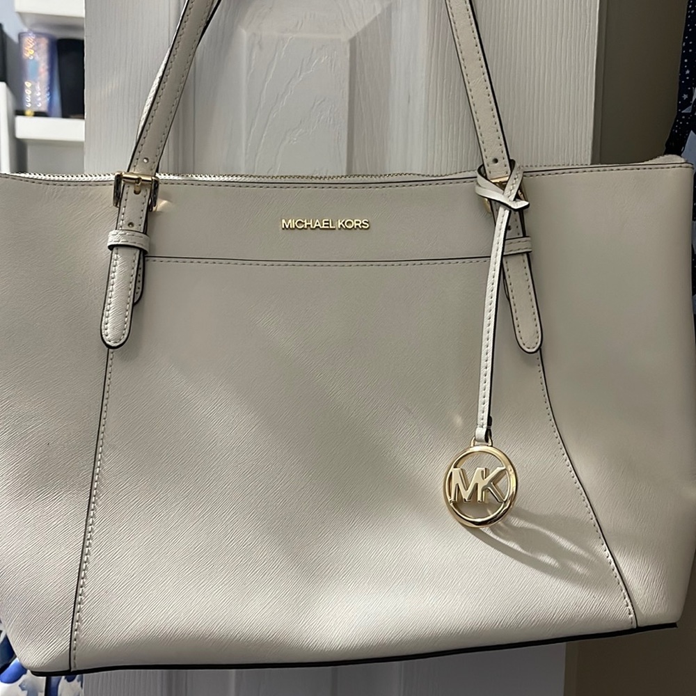 Michael kors tote bag